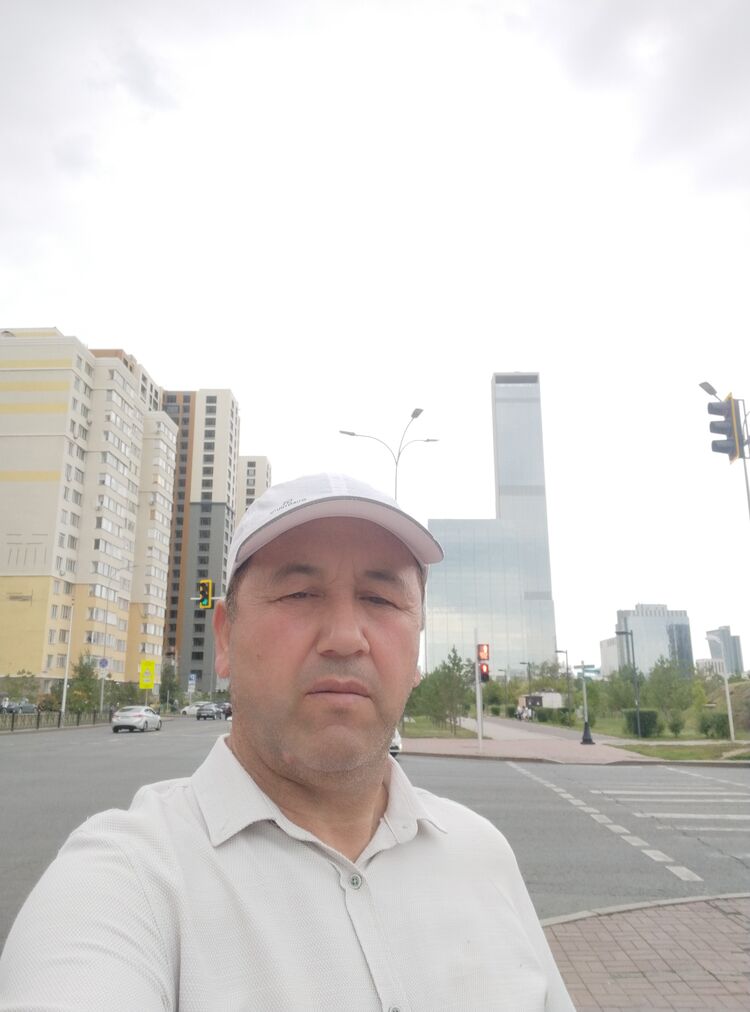  54468038  Rast, 46 ,    