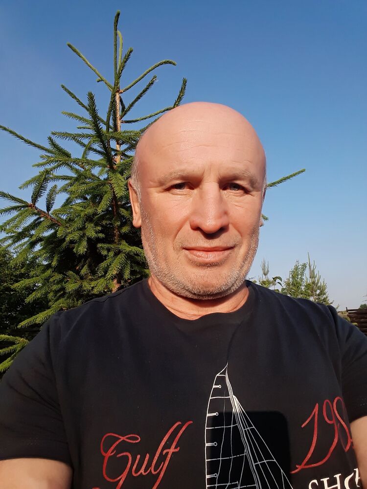  35215258  , 62 ,    