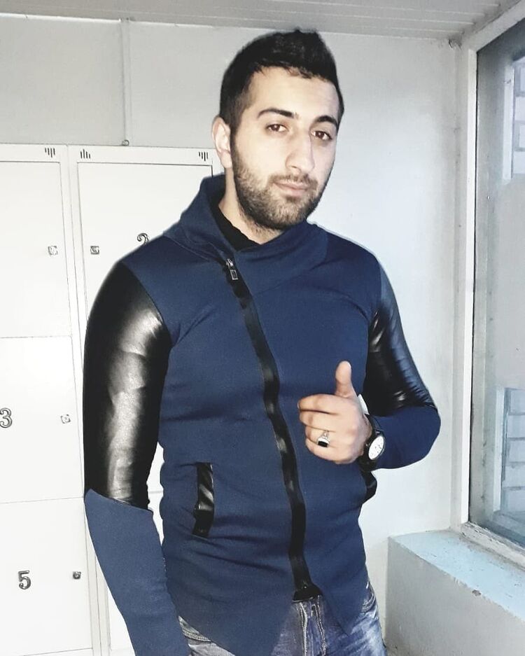  ,   Ali, 30 ,   ,   , c 