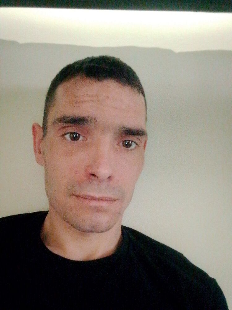  49152258  , 31 ,    