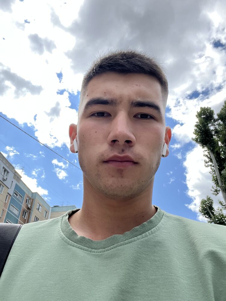 ���� 37927948 ����� ������, 22 ����, ���� ���������� � �����-����������