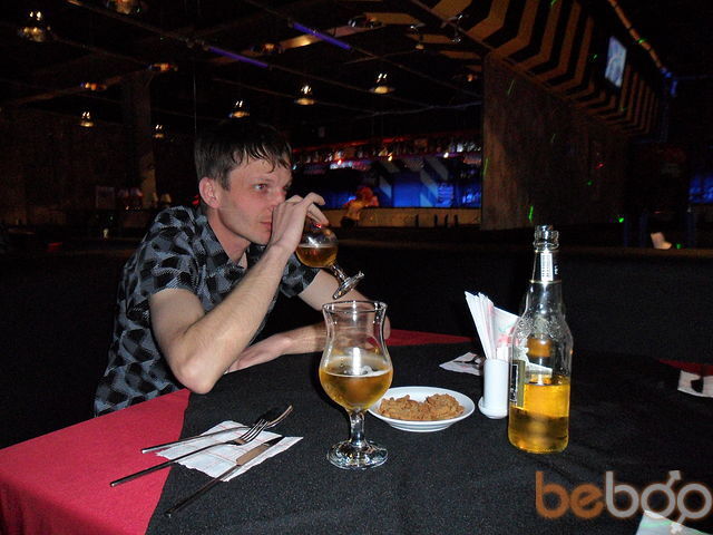  1033168  Pavel, 41 ,    