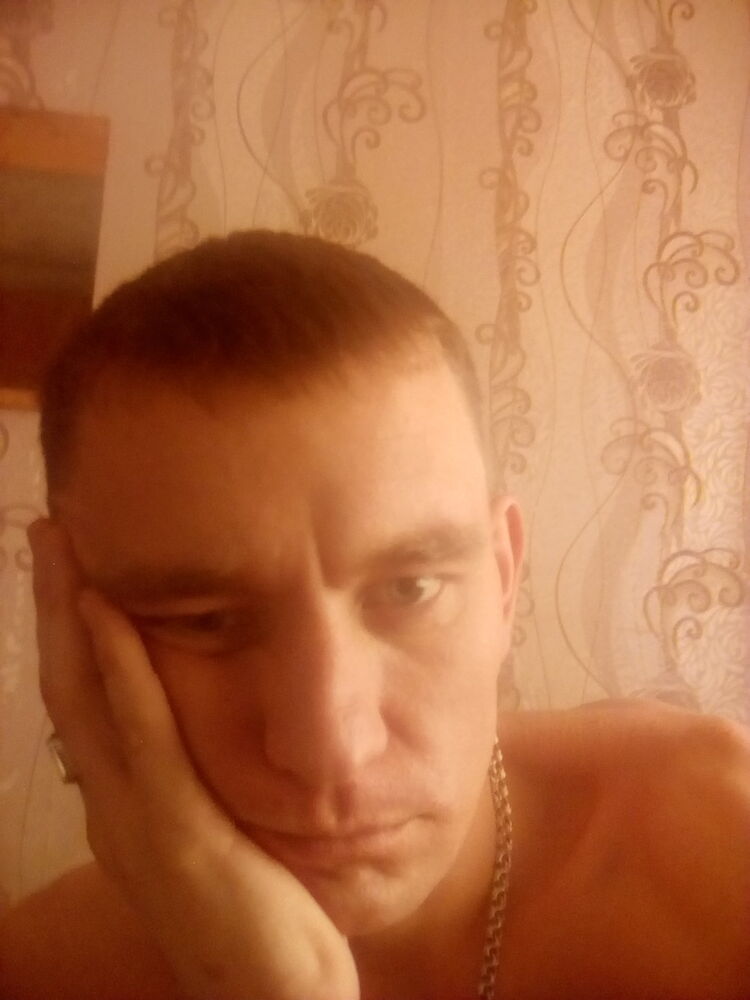  11414088  Maxim, 35 ,    -