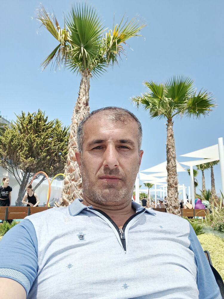  44292618  Cavid, 46 ,    