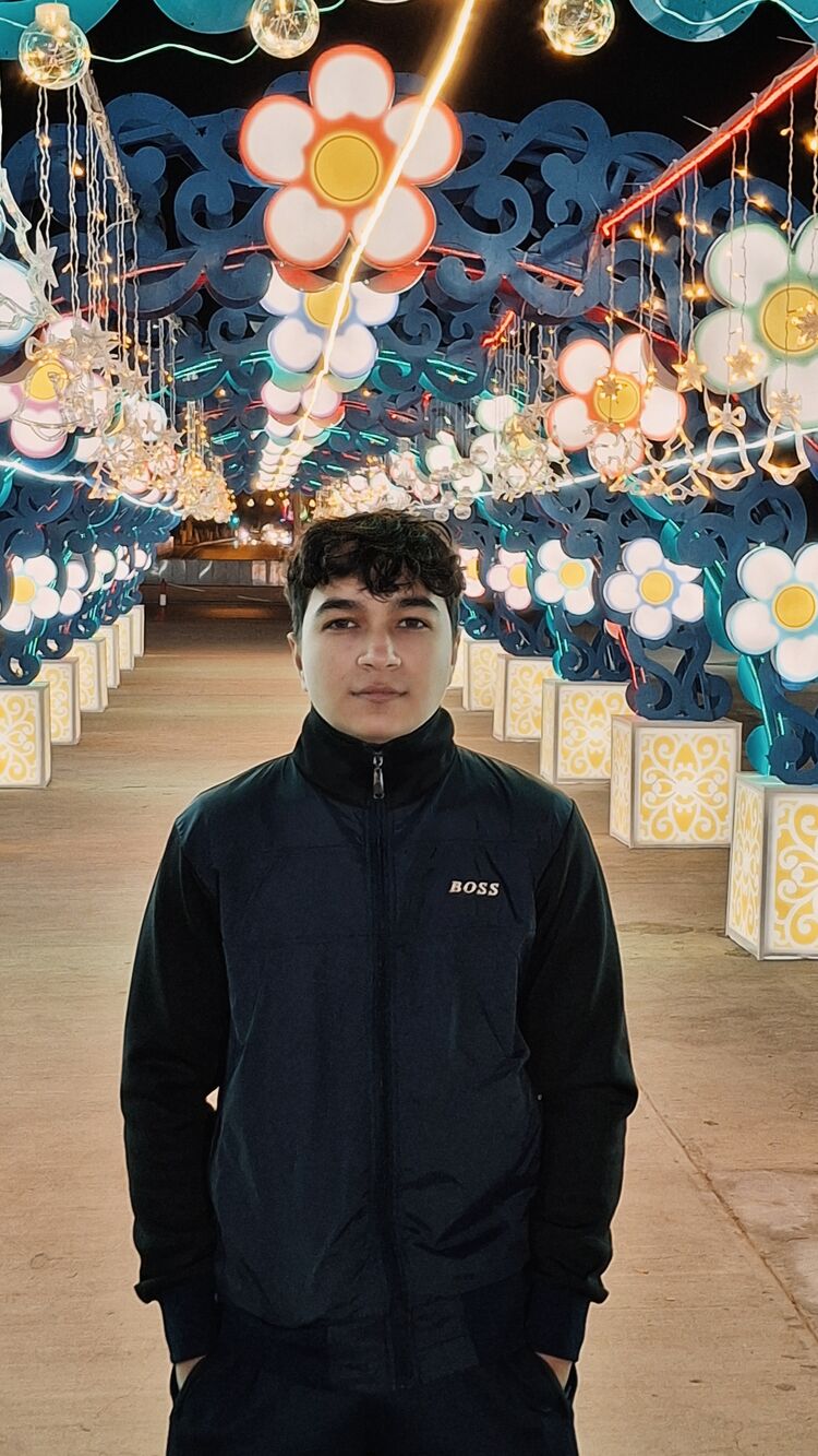  ,   Yvrayym, 18 ,   ,   , 
