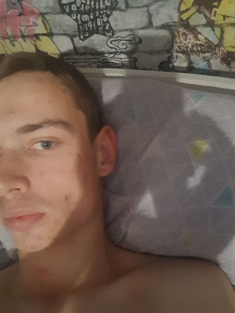  39033098  , 24 ,    