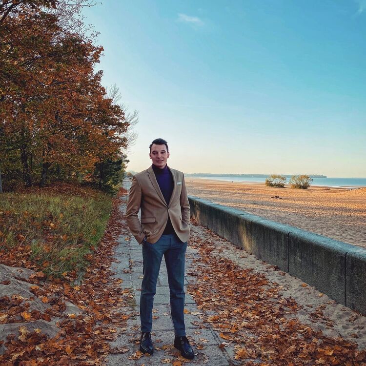  26886138  Aleks, 29 ,     