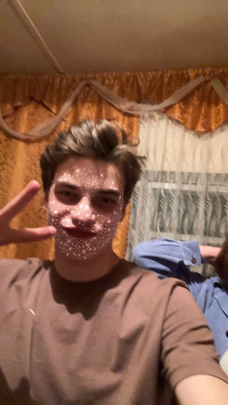  36373718  , 22 ,    