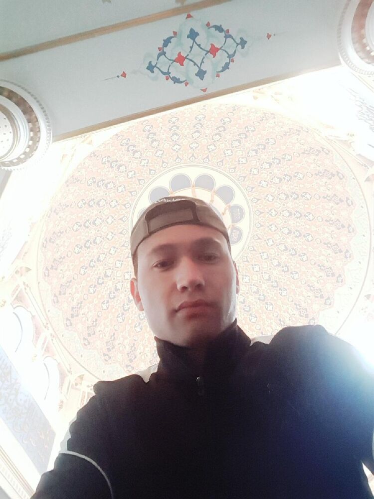  29957218  Alisher, 28 ,    
