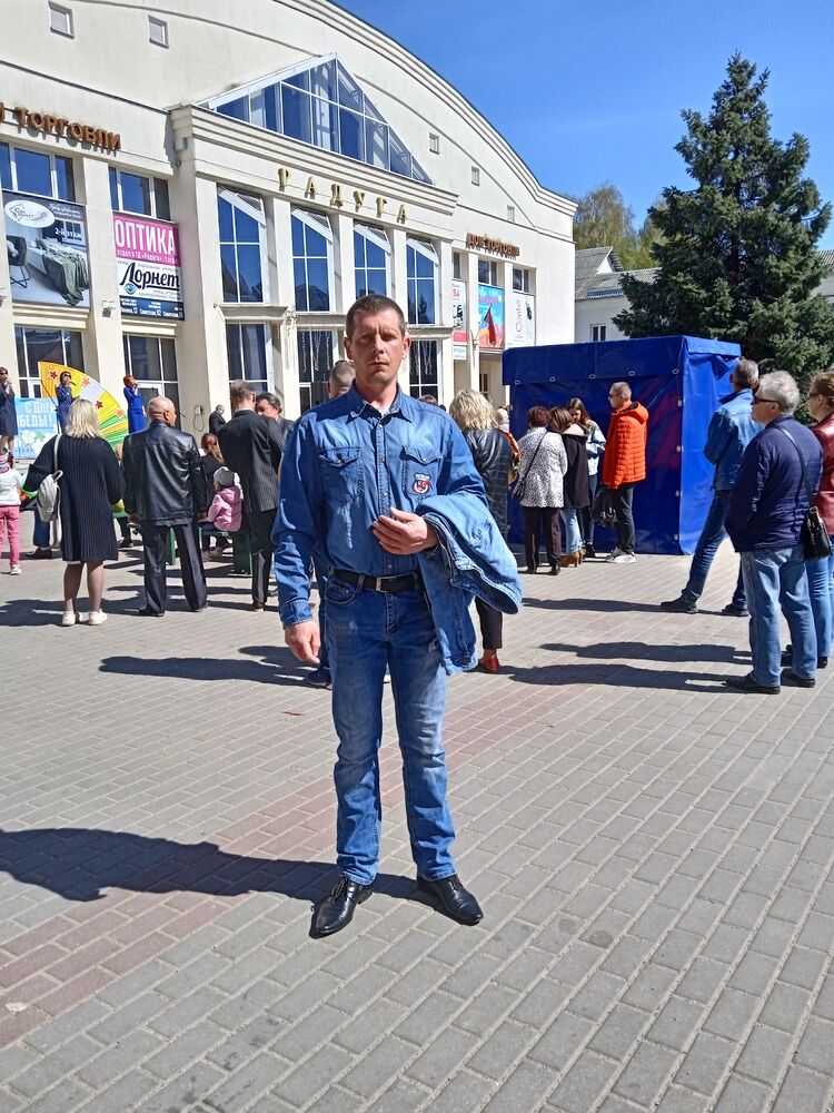 ,   Alexander, 37 ,   ,   , c , 