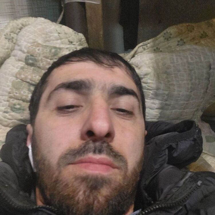  28011298  , 36 ,    -