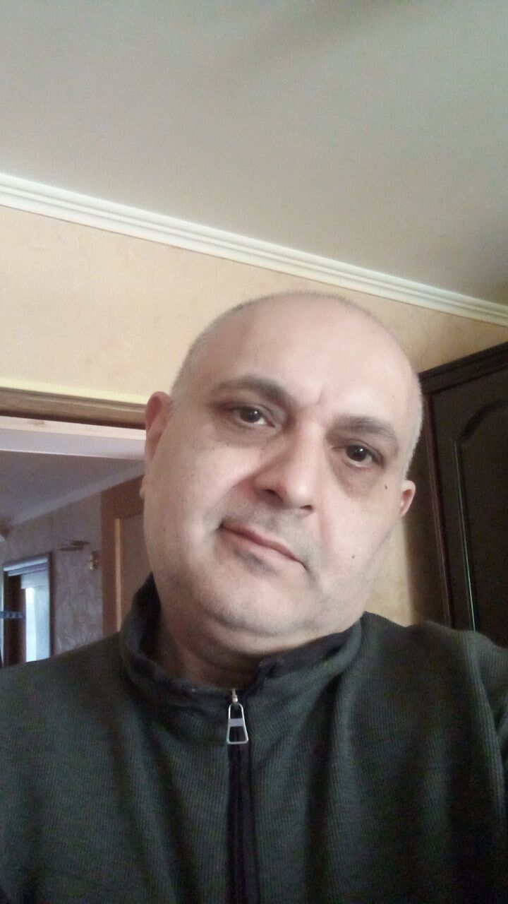 42852778  , 45 ,    