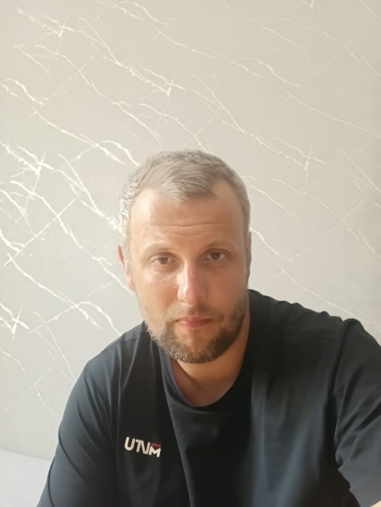  52842678  , 39 ,    