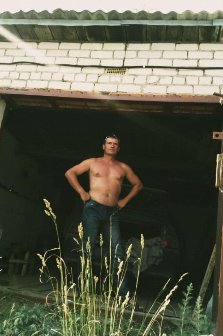  41217818  , 48 ,    -