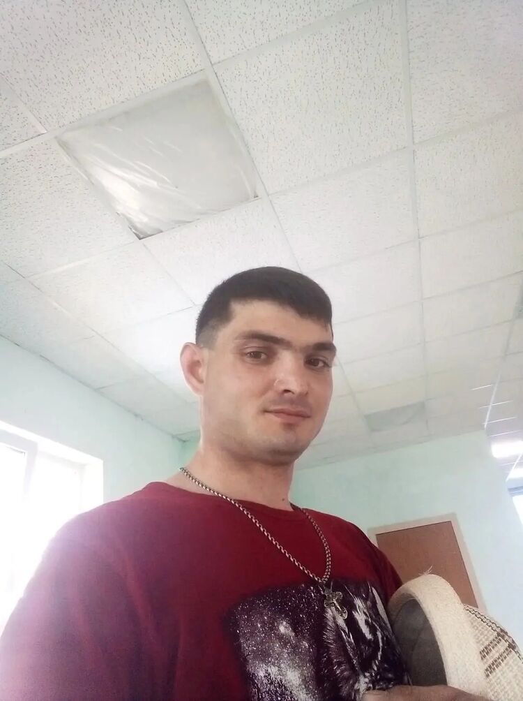  41755278  A, 34 ,    