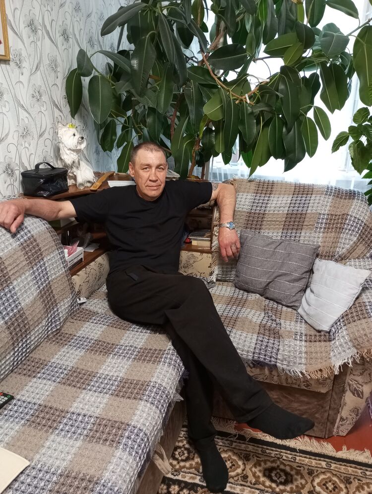  ,   Waleri, 53 ,   ,   