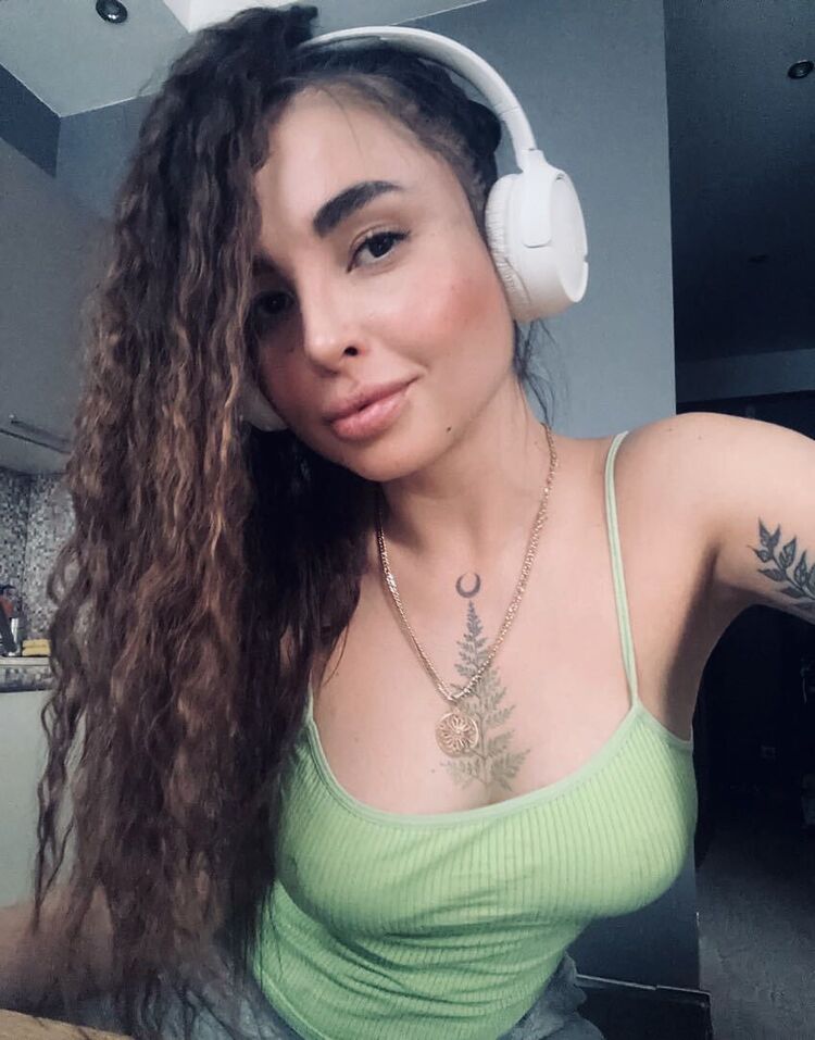  54002878  Lada, 36 ,    