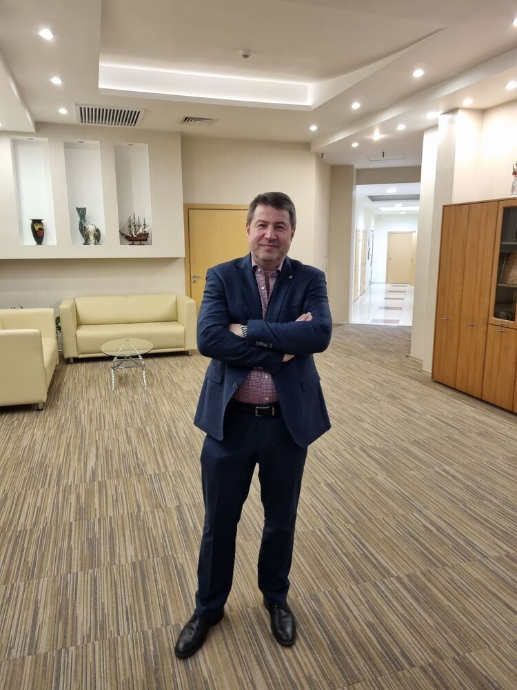  32156188  Andrey, 49 ,    -