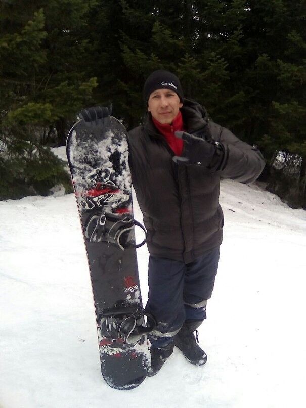  ,   Pavel, 34 ,   