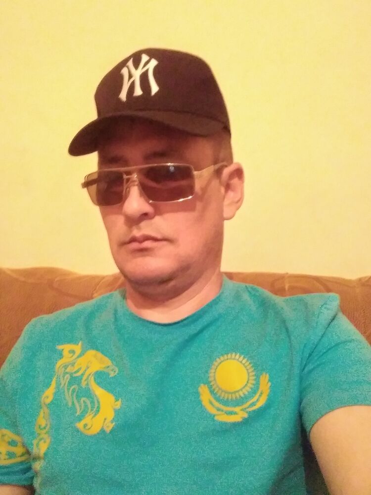  31848728  Eriko, 45 ,    