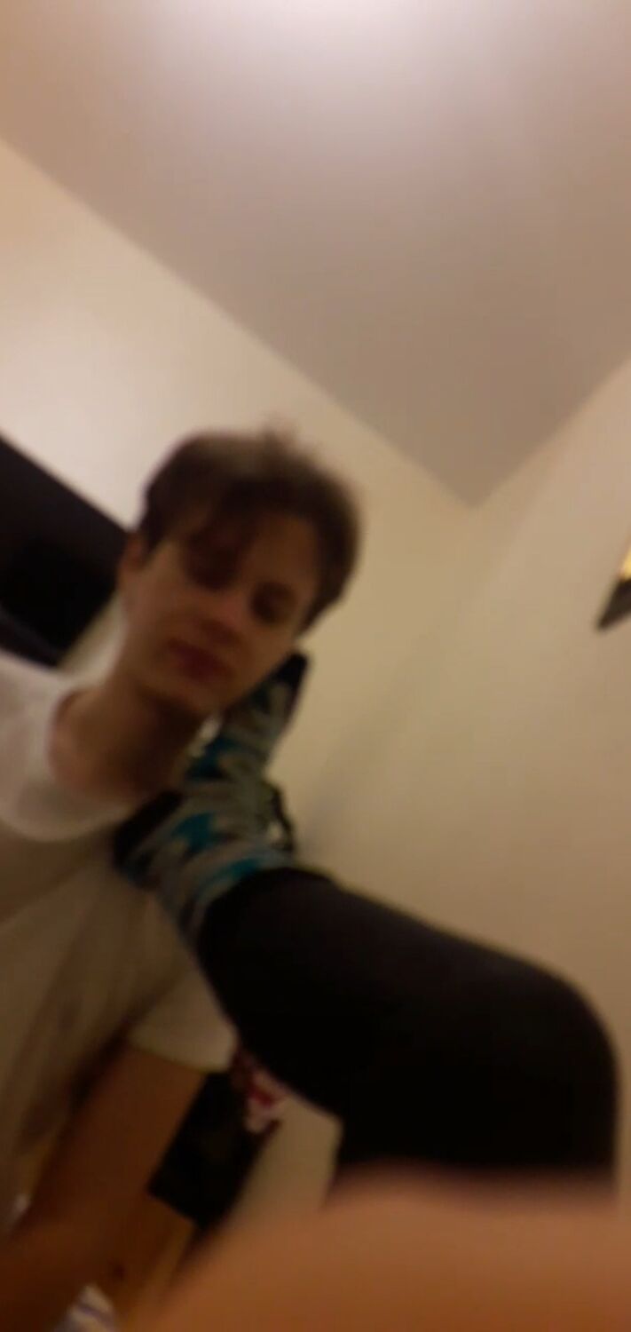  28523178  , 26 ,    