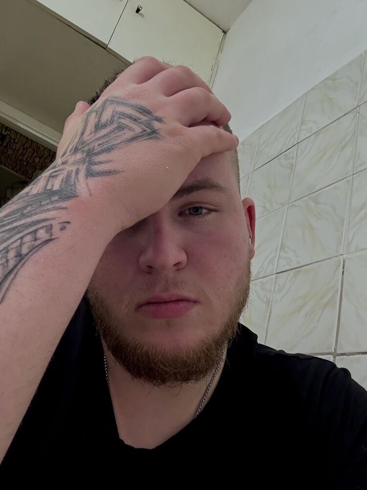  ,   Dima, 21 ,   ,   