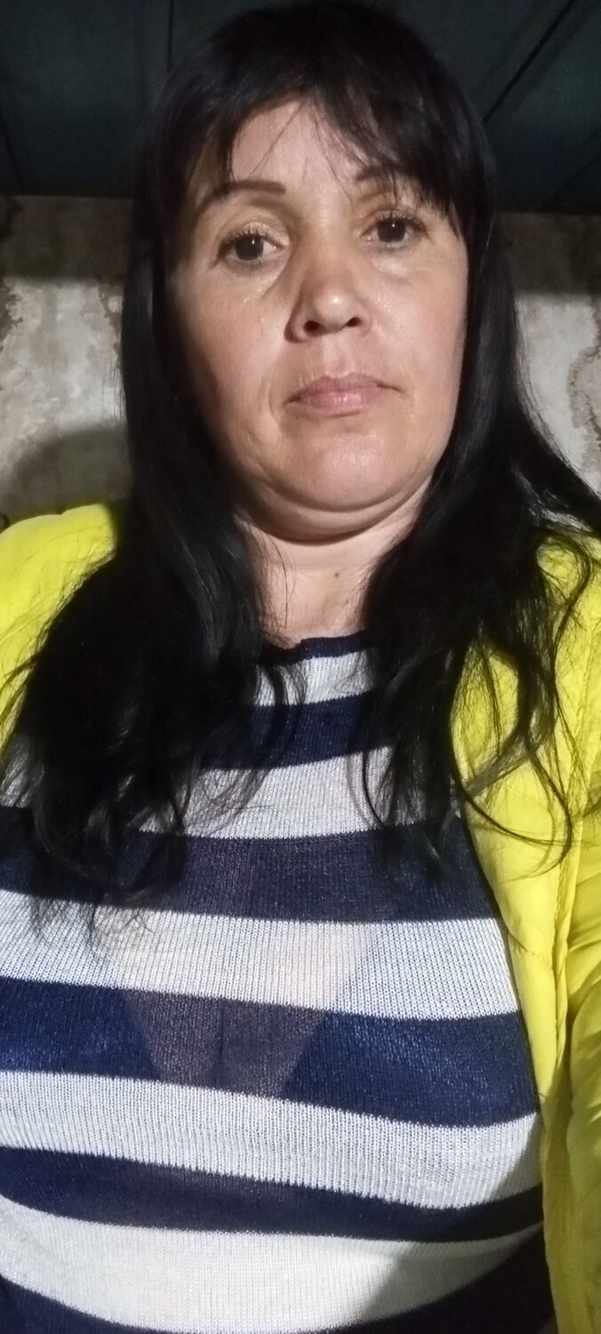  ,   Olesea, 40 ,   ,   