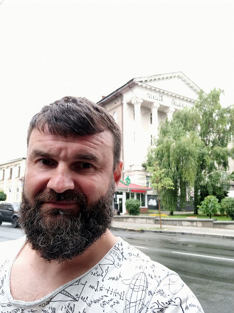  28685758  , 47 ,    