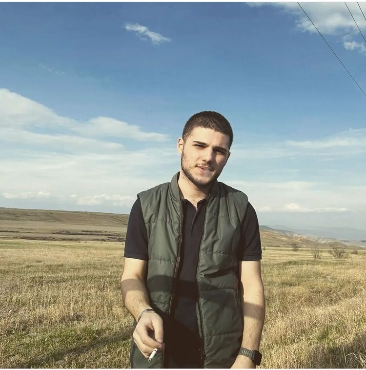 ���� 40515498 ����� Dato, 23 ����, ���� ���������� � �������