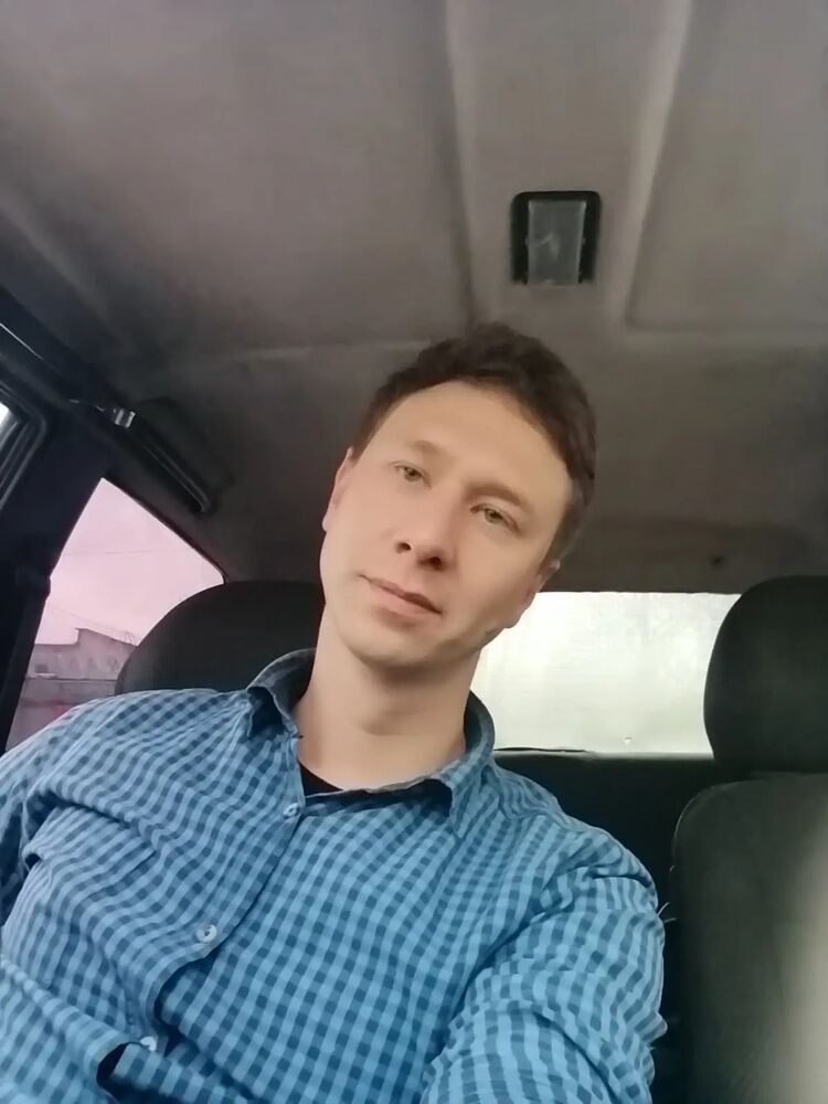  -,   Pavel, 35 ,   ,   