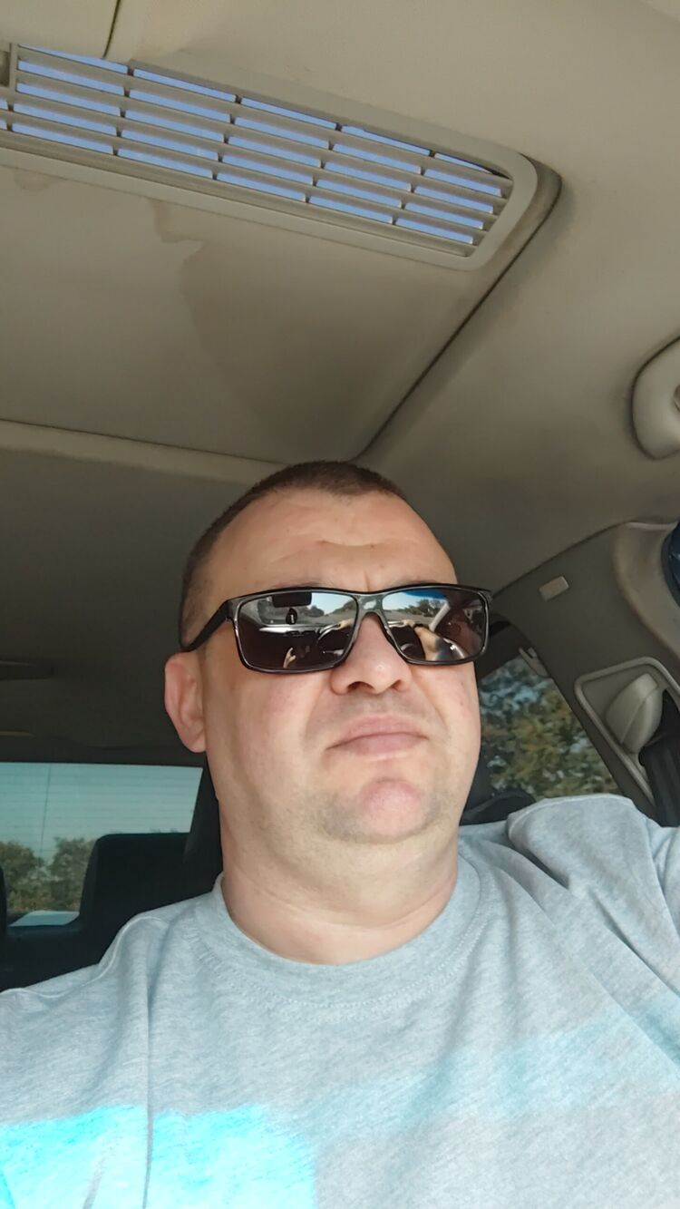  ,   Vitaly, 40 ,   ,   , c , 