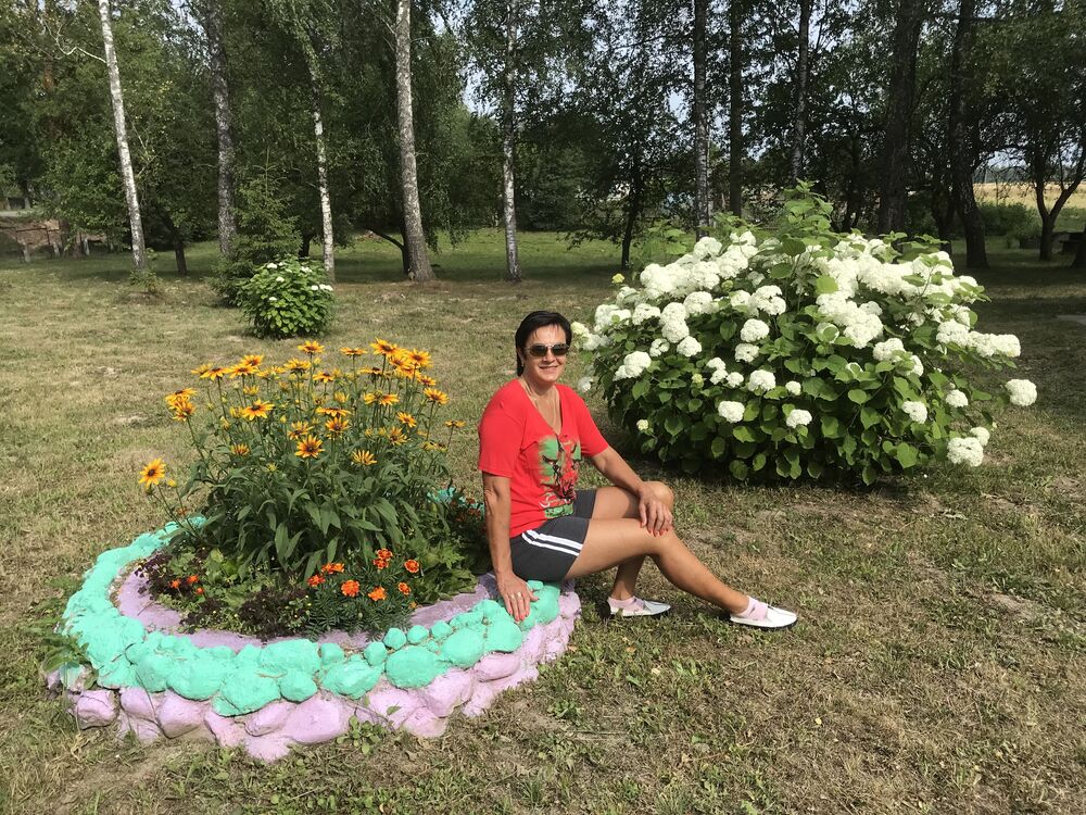  36478168  Lena, 46 ,    