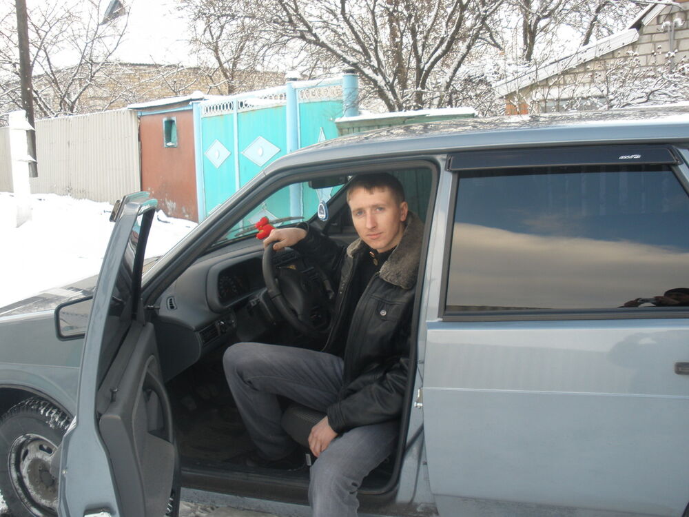  3993128  Oleg, 39 ,    