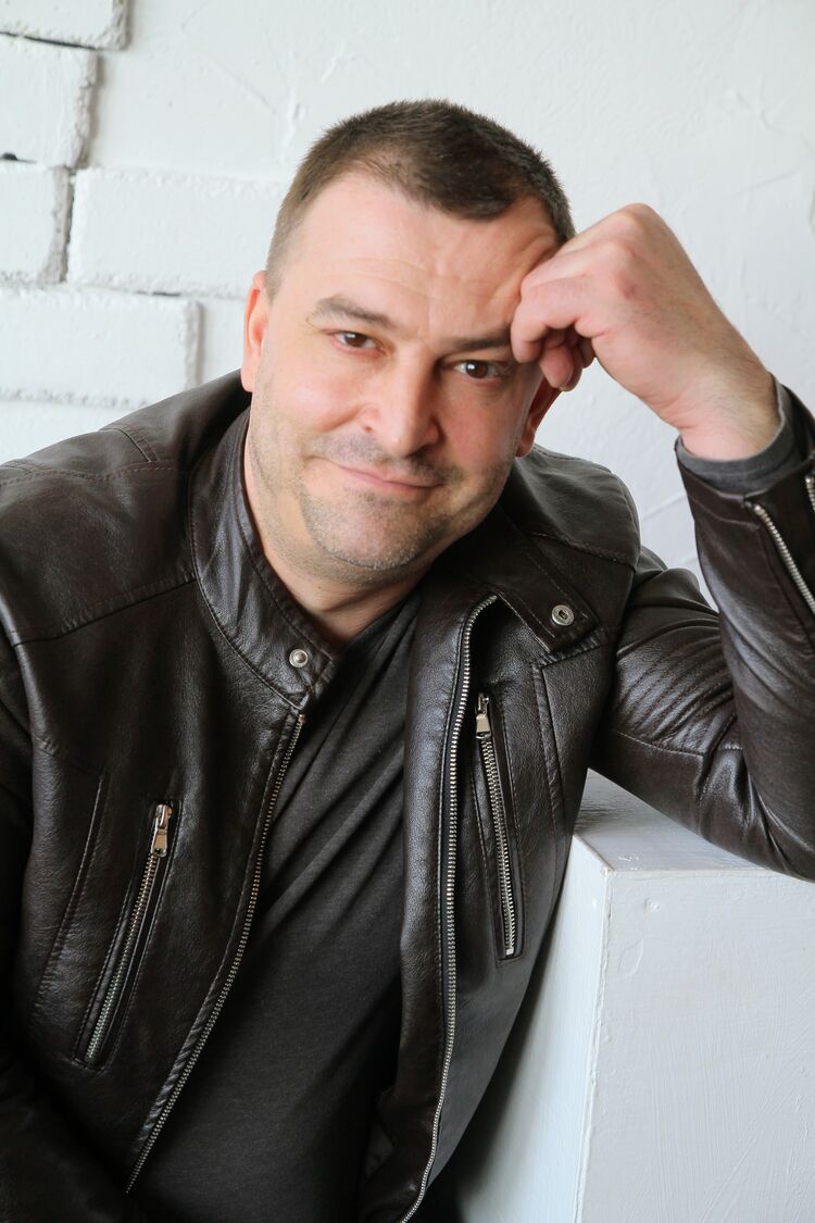  ,   AlexDPR, 42 ,   ,   