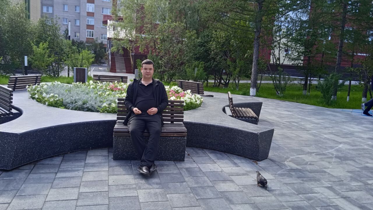  ,   Shokirjon, 33 ,   ,   