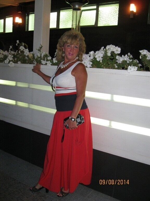  -,   Marina, 62 ,   ,   