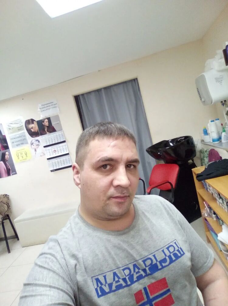  38053188  , 42 ,    
