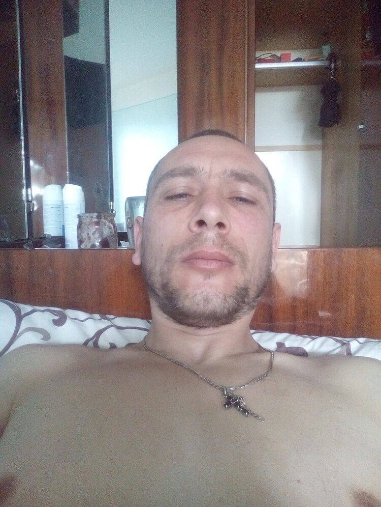  22147448  , 43 ,    