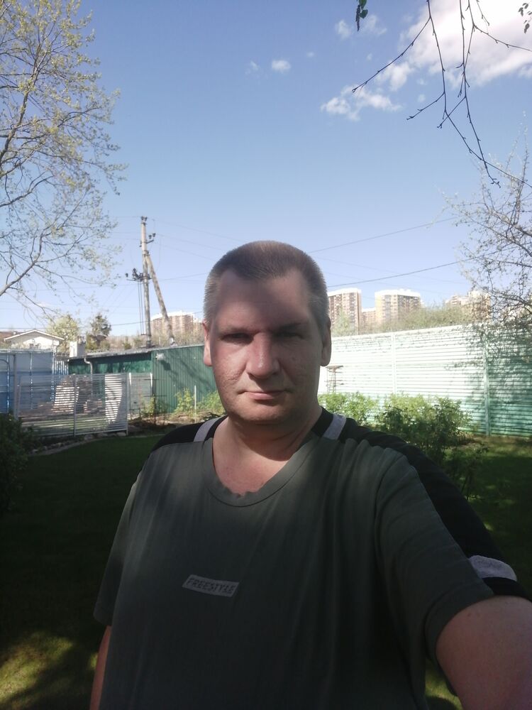  42802228  , 44 ,    -