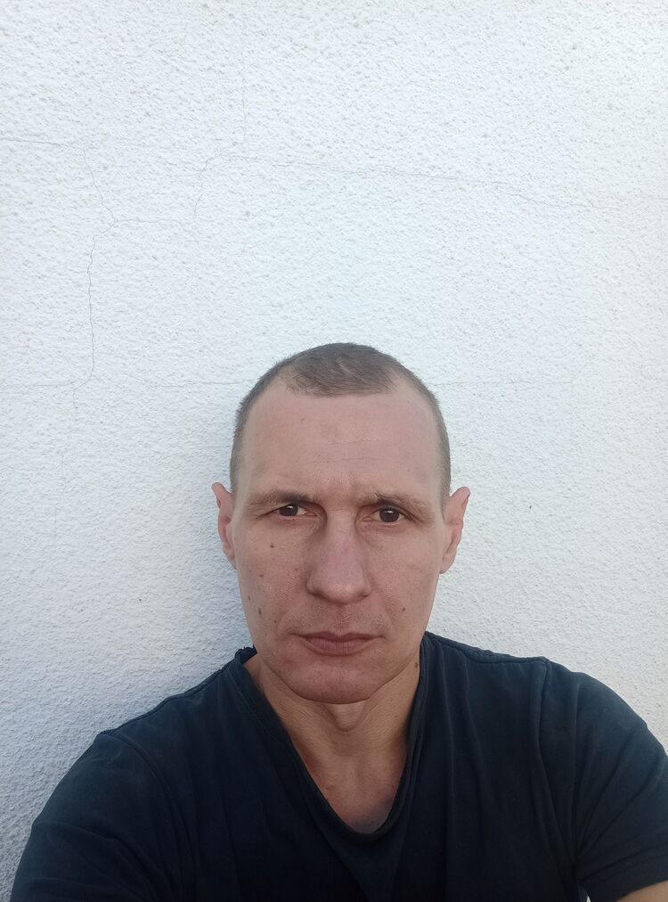  46255938  , 39 ,    
