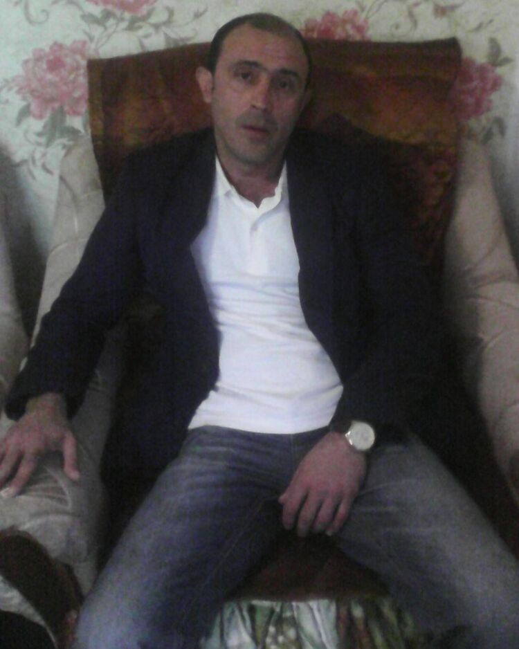  8355248  Andrey, 48 ,    