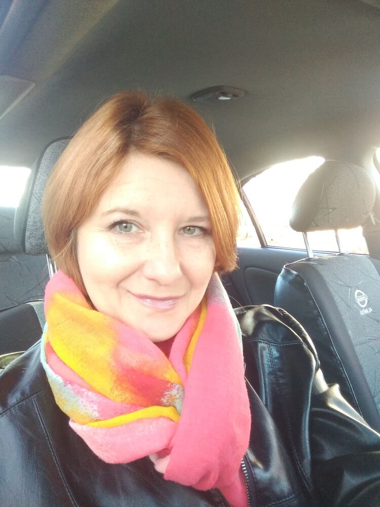  ,   Mila, 42 ,   ,   , c 