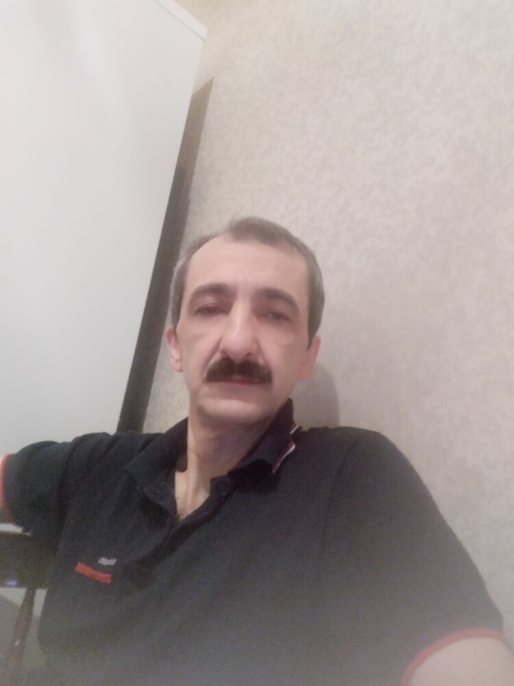 35313218  , 52 ,    