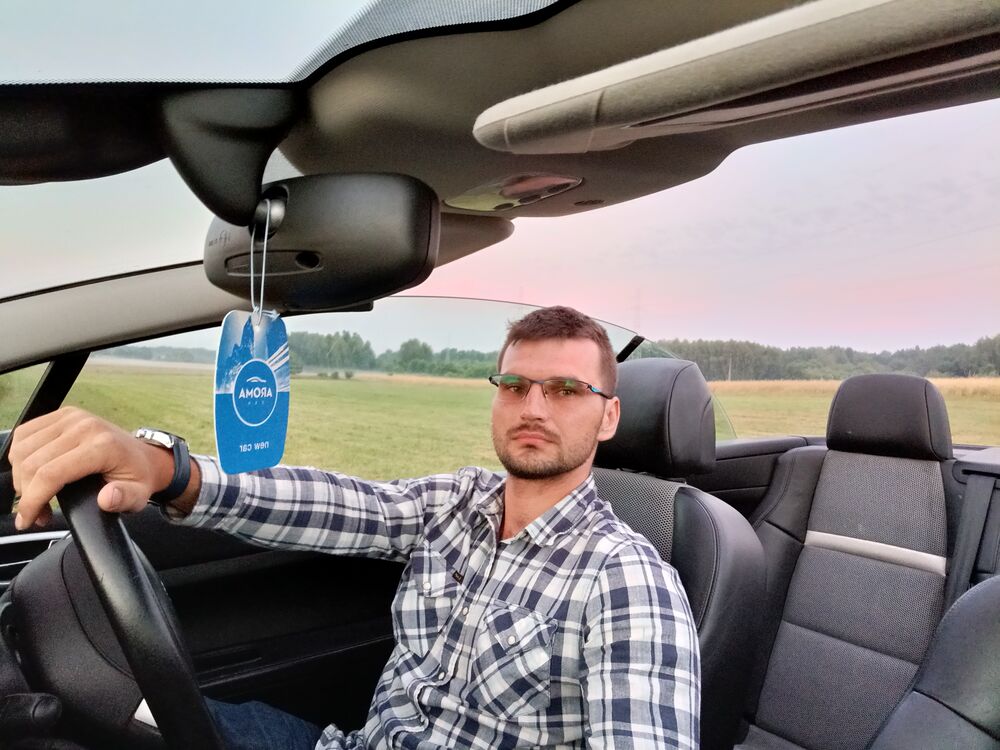  28351698  Artem, 31 ,    