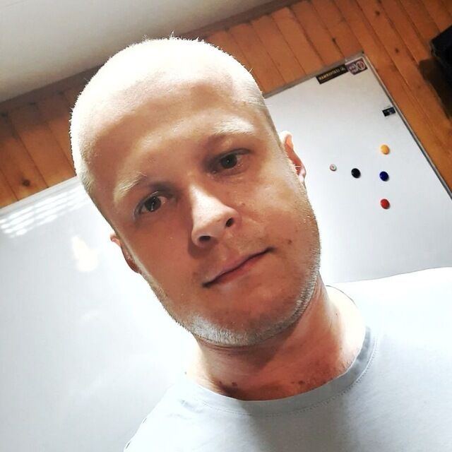  ,   Oleksander, 35 ,   ,   , c 