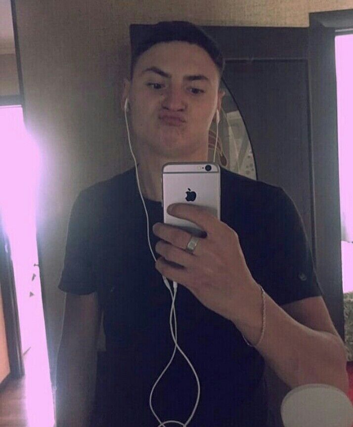  15873758  , 27 ,    