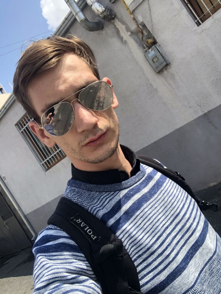  43053488  Nikita, 25 ,    