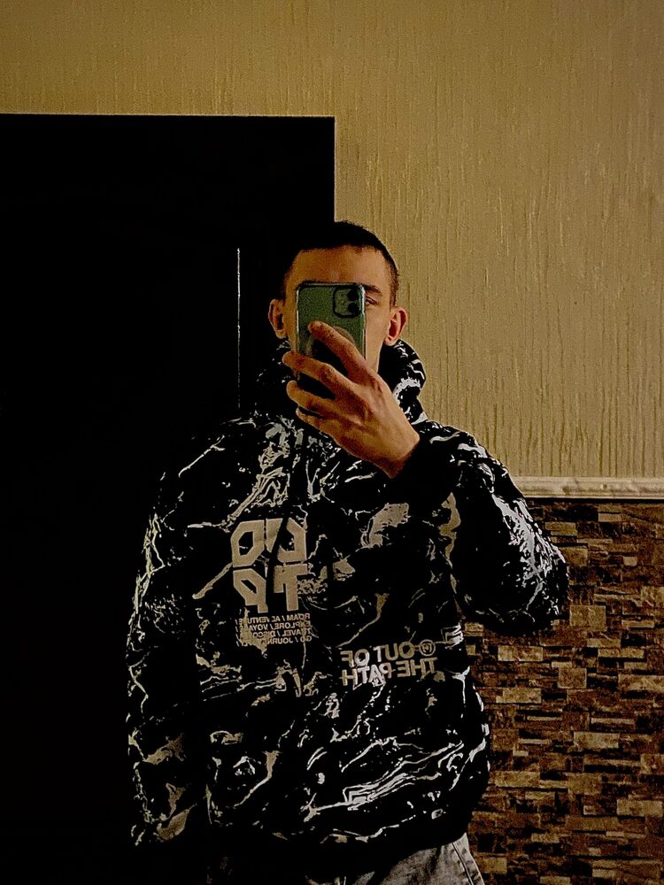 42229608  , 23 ,    