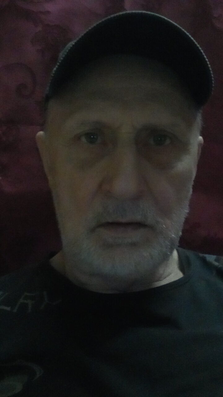  38738358  Sasha, 70 ,    