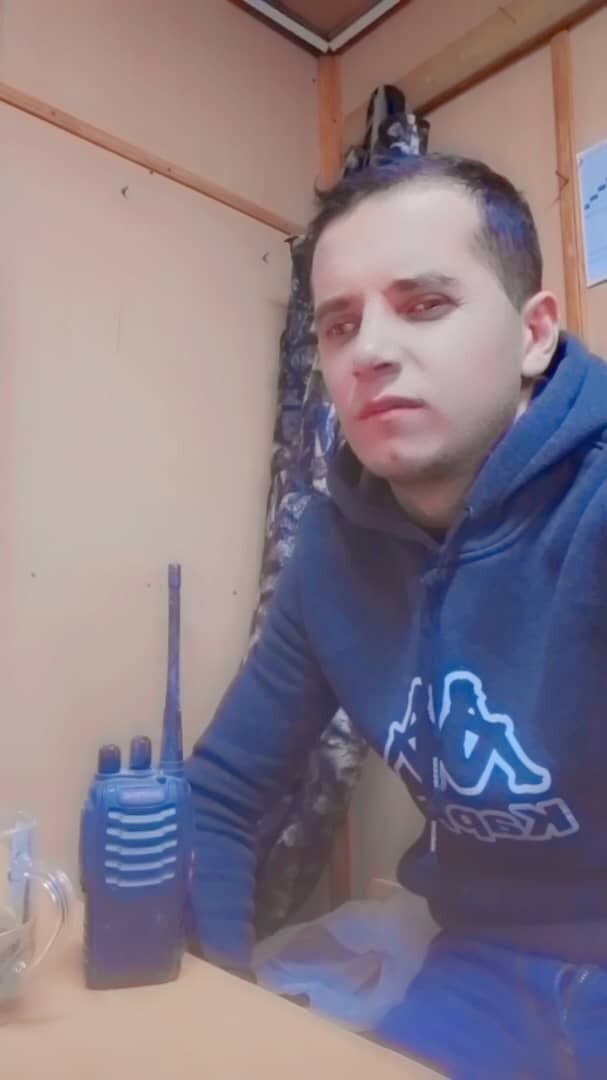  48326648  , 32 ,    